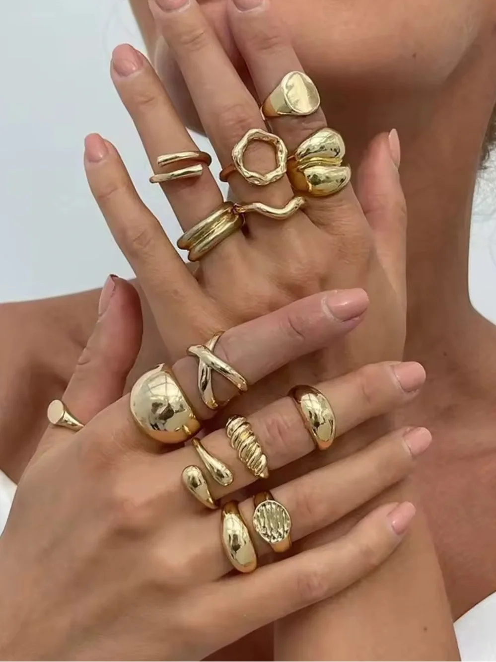 Retro Gold Rings Set - Picture 1 of 5